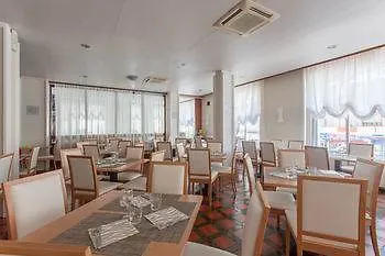 Hotel Esplanade チェゼナーティコ