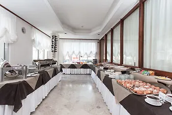 Hotel Esplanade Cesenatico